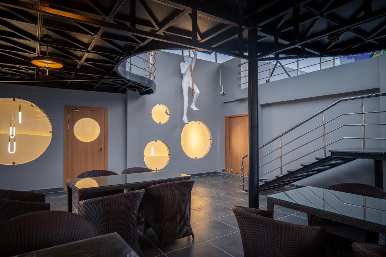 Clubway Grand A Boutique Hotel Джорхат Екстер'єр фото