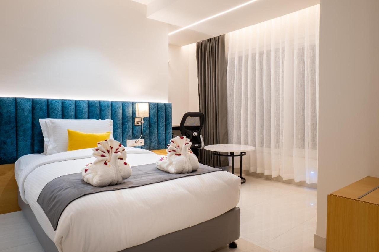 Clubway Grand A Boutique Hotel Джорхат Екстер'єр фото