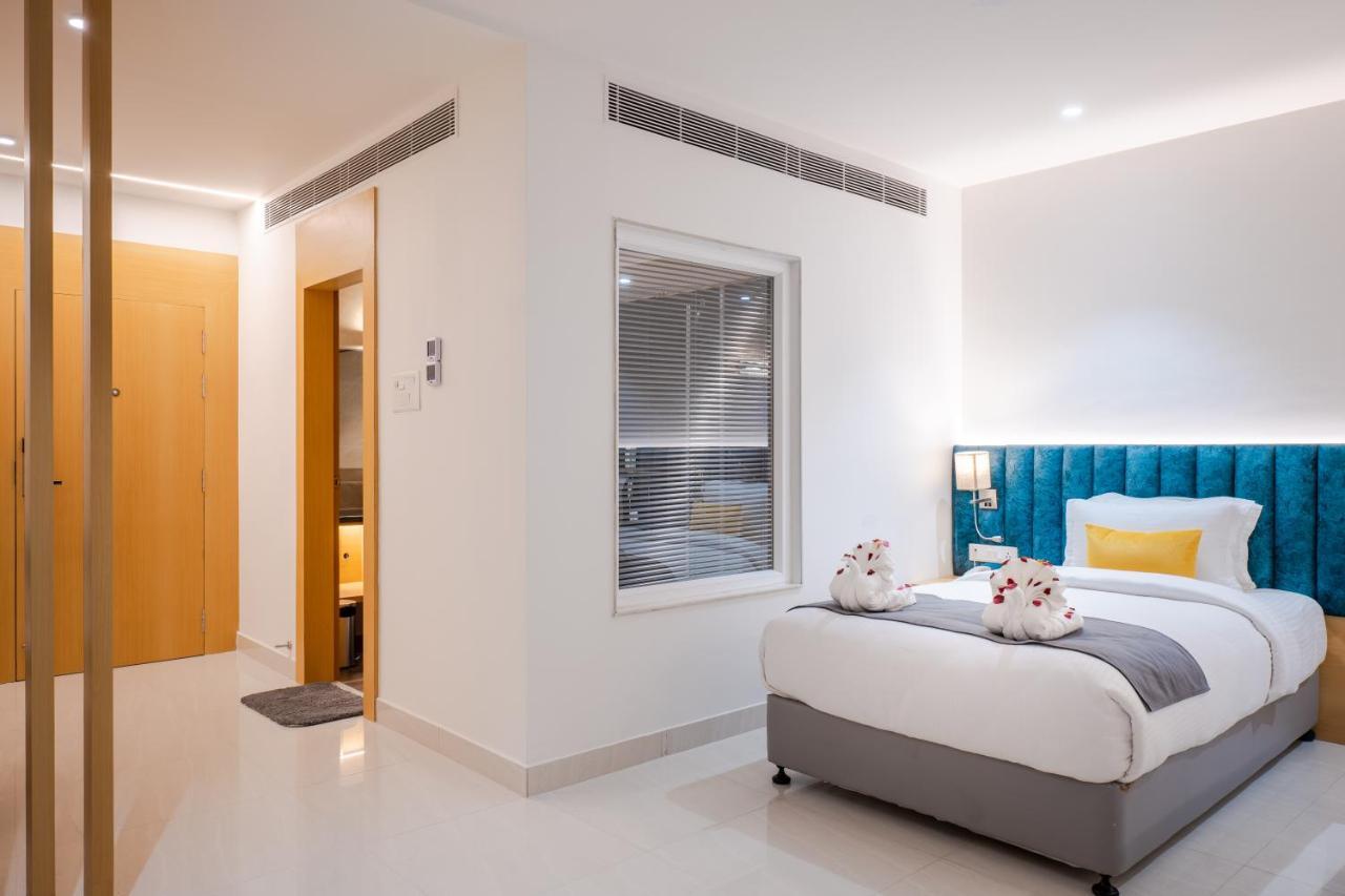 Clubway Grand A Boutique Hotel Джорхат Екстер'єр фото